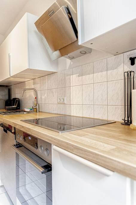 Апартаменти Blue Chili 23 - Modern, Zentral, Mit Balkon Магдебург Екстер'єр фото